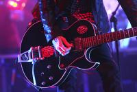 Richard Fortus - sa guitare - live en Nouvelle-Zélande en juillet 2007