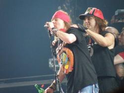 Axl Rose et Chris Pitman live à Moscou en Russie le 8 juin 2010