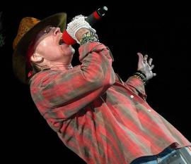 Axl Rose live à Lima le 25 mars