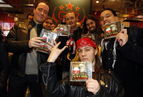 Chinese Democracy au Virgin Megastore des Champs-Elysées