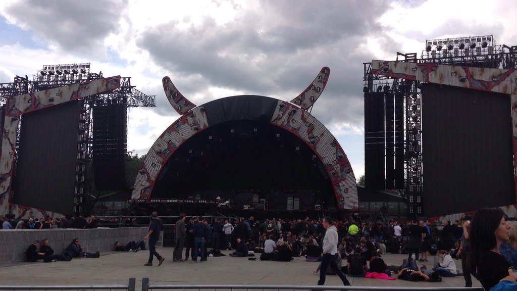 la scène d'AC/DC à Werchter Ac/dc werchter axl 2016