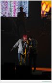 Concerts 2009 1213 seoul axl tommy01