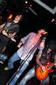 Concerts 2010 0211 newyork cbgb richard axl dj ashba02