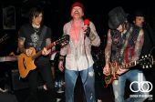 Concerts 2010 0211 newyork cbgb richard axl dj ashba05