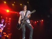 Concerts 2010 europe 1018 manchester GNR48