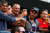 Concerts 2010 world 1204 sydney fans03