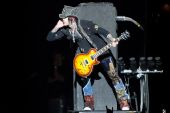 Concerts 2010 world 1207 adelaide dj ashba02
