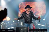 Concerts 2012 0512 moscow pro axl13