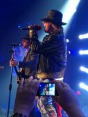 Concerts 2012 las vegas 1123 axl izzy02