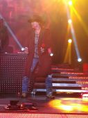 Concerts 2012 las vegas 1124 axl04