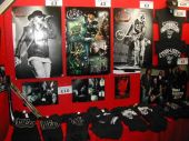 Concerts 2012 merch stand01