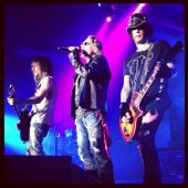 Concerts 2013 0313 newcastle ron axl dj ashba01