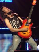 Concerts 2013 0714 montreal Ron Bumblefoot Thal