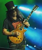 Concerts 2016 0701 chicago slash03