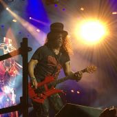 Concerts 2016 0701 chicago slash04