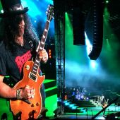 Concerts 2016 0701 chicago slash09