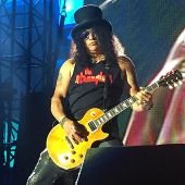 Concerts 2016 0803 arlington slash02