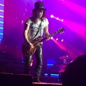 Concerts 2016 1129 mexico slash01