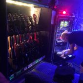 Concerts 2016 troubadour guitars slash