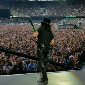 Concerts 2017 0616 londres slash02