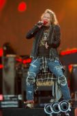 Concerts 2017 0701 helsinki axl02