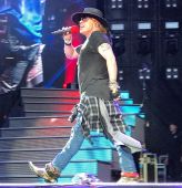 Concerts 2017 0819 montreal axl01