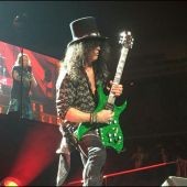 Concerts 2017 1103 louisville slash01