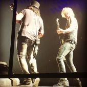 Concerts 2017 1121 oakland gnr01