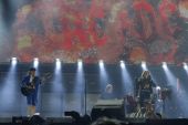 Concerts axldc 20160513 marseille axl angus03