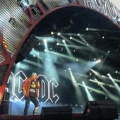 Concerts axldc 20160609 manchester axl02