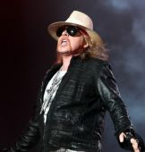 Concerts rares 2011paraguay axl02