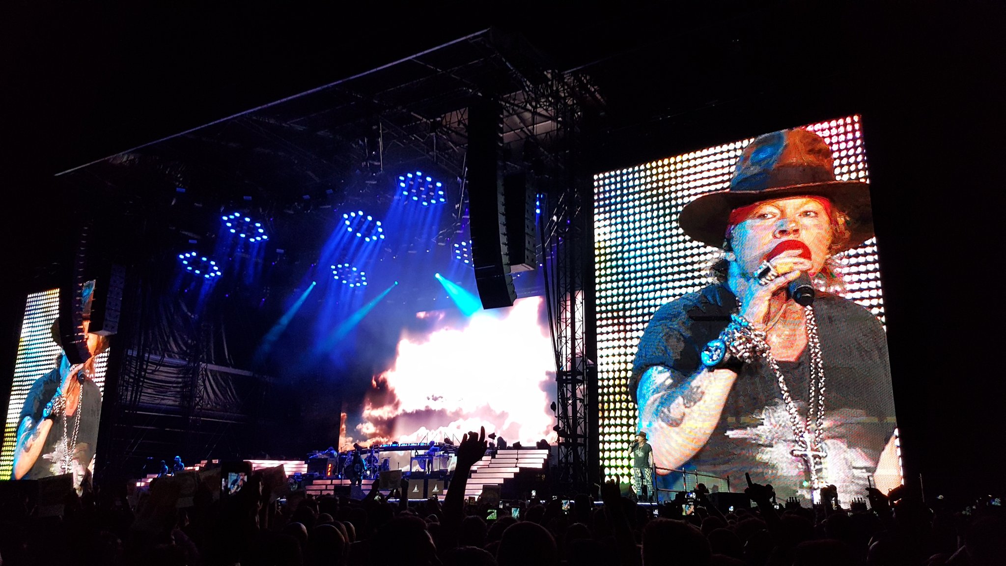 axl rose imola 2017 guns n roses