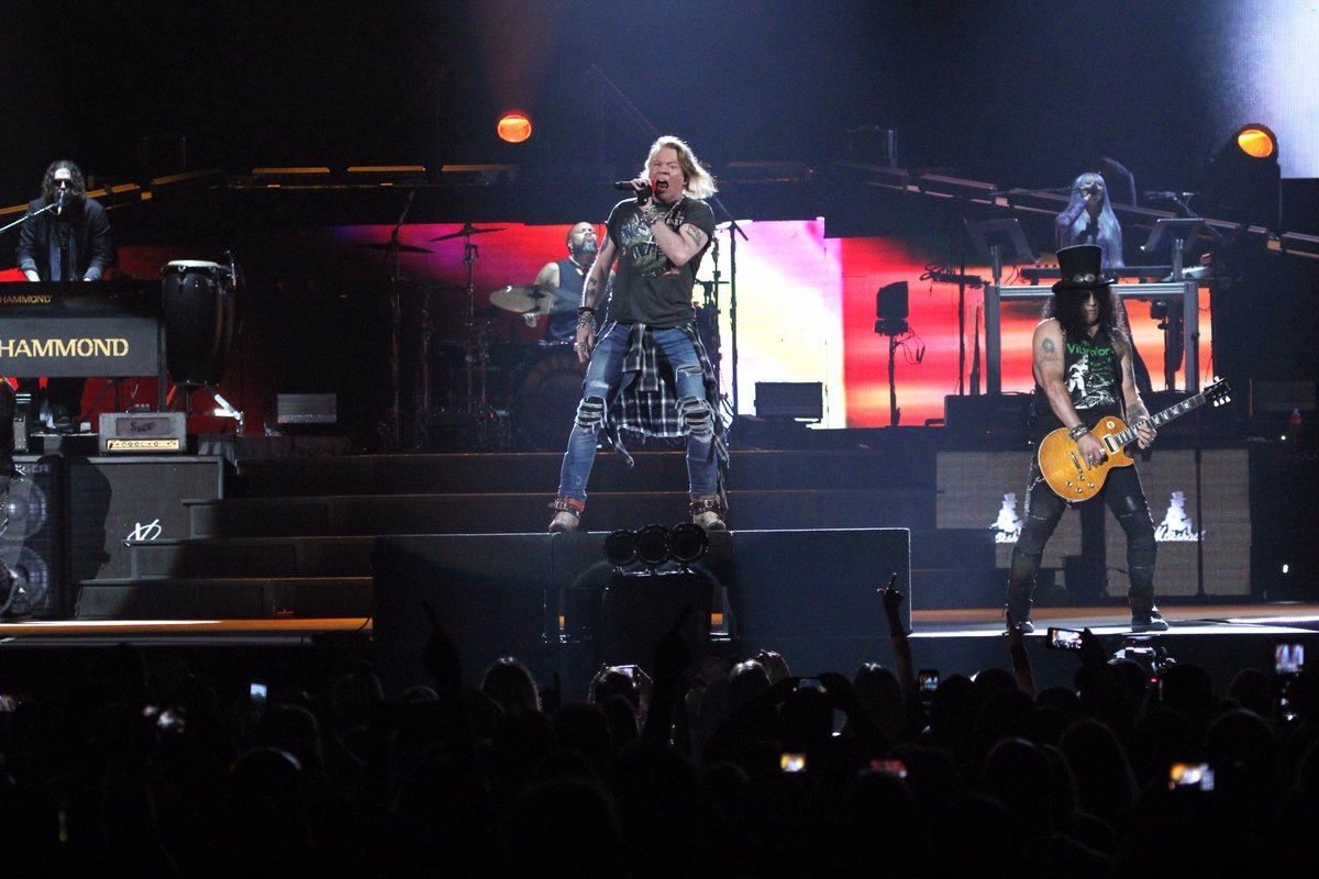 Guns n' roses newark 2017