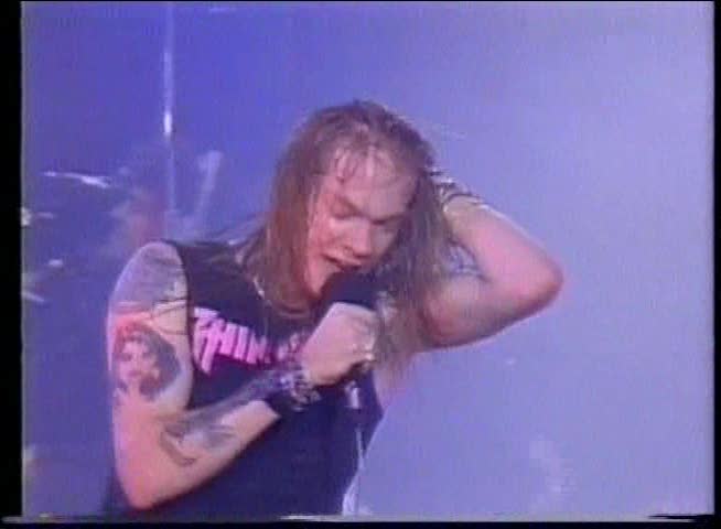 Axl reparte amor - Página 19 Ritz1988-05