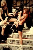 Axl special axl rose duff mckagan02