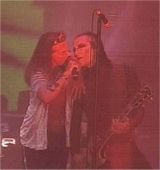 Concerts 2001 0114 rio axl robin02