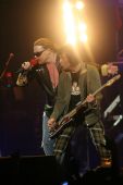 Axl Rose et Tommy Stinson live au Mexique en 2007