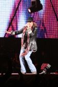 Concerts 2009 1216 osaka axl05