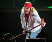 Concerts 2010 0113 winnipeg axl05