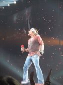 Concerts 2010 0117 edmonton axl13