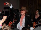 Concerts 2010 0214 newyork rosebar axl richard01