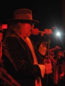Concerts 2010 0214 newyork rosebar axl09