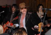 Concerts 2010 0214 newyork rosebar ron axl richard02