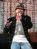 Concerts 2010 europe 0605 helsinki axl08