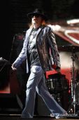 Concerts 2010 europe 0608 moscow axl01