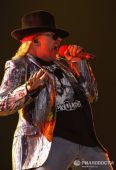 Concerts 2010 europe 0608 moscow axl02
