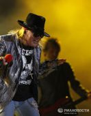 Concerts 2010 europe 0608 moscow axl03
