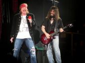 Concerts 2010 europe 0908 zurich axl ron01