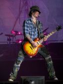 Concerts 2010 europe 0908 zurich dj ashba02