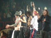 Concerts 2010 europe 0913 paris bercy slash2baz P1030859